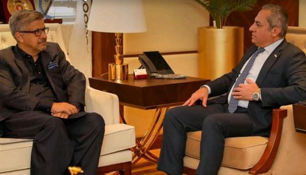 رئيس مجلس إدارة العاصمة الإدارية يستقبل سفير جمهورية باكستان بالقاهرة