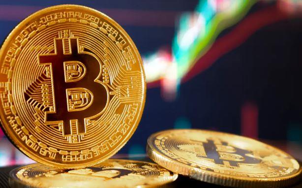 "بيتكوين" تقفز فوق 117 ألف دولار بدعم ترشيح ترامب لعضو جديد في الاحتياطي الفيدرالي