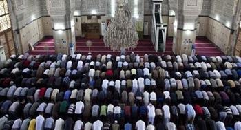حكم من ترك صلاة الجمعة 3 مرات وماذا يحدث لقَلْبه؟