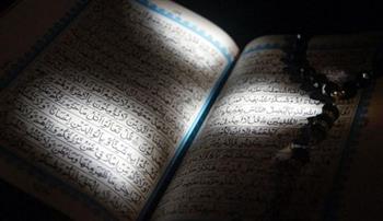   فضل الصلاة على النبي يوم الجمعة