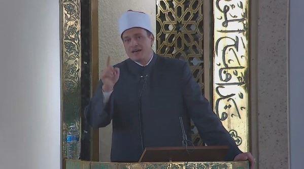 خطيب الأزهر : مواجهة الشائعات بسلاح الصدق والتثبت من الأخبار