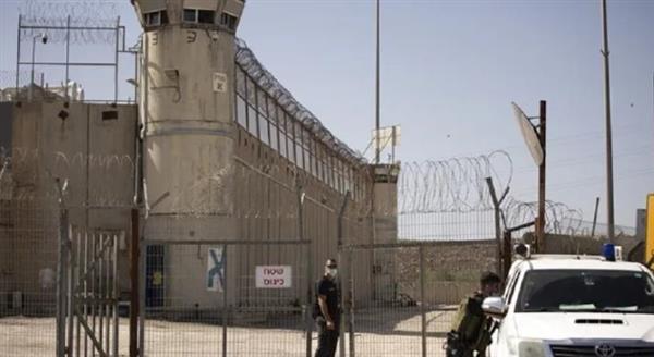 هيئة الأسرى تتهم إسرائيل بتكثيف أساليب تعذيب الفلسطينيين بسجن "جلبوع"