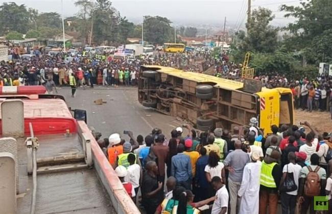 مقتل 25 شخصا بانقلاب حافلتهم غرب كينيا