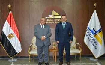   رئيس جامعة دمياط يستقبل مدير مكتبة الإسكندرية