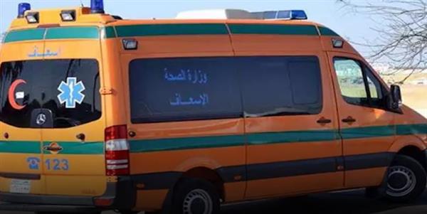 إصابة 4 أشخاص إثر انقلاب سيارة على طريق الإسماعيلية