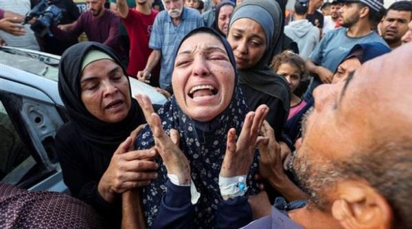 3 شهداء ومصابون في قصف الاحتلال خيمة تؤوي نازحين غرب خان يونس