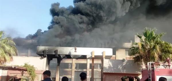 إصابة 4 أشخاص في حريق مصنع بلاستيك في بهتيم بالقليوبية