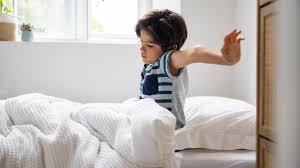 العودة للبروتين.. كيف تعيدين ضبط نوم طفلك قبل المدرسة؟
