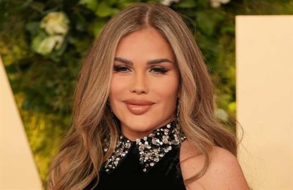 تكريم نيكول سابا في مهرجان الغردقة لسينما الشباب
