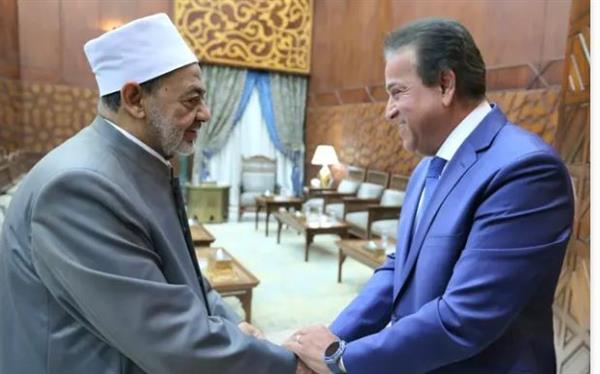 الإمام الطيب وعبد الغفار يشهدان توقيع بروتوكول تعاون بين الأزهر ووزارة الصحة