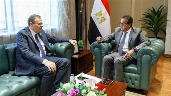 وزير الصحة يستقبل رئيس الجهاز المركزي للتنظيم والإدارة لتعزيز التعاون