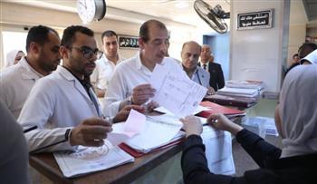 نائب وزير الصحة يتفقد مستشفيي الخارجة التخصصي وصدر الخارجة لتعزيز الخدمات الصحية