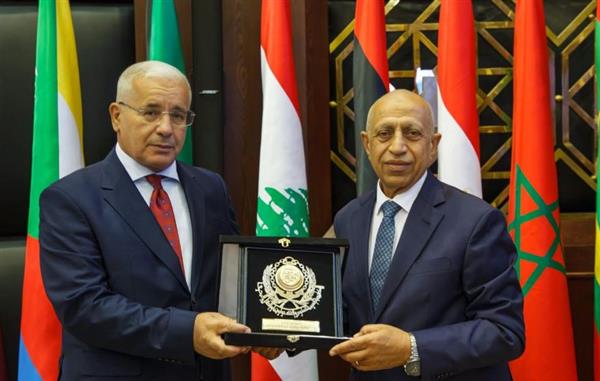 رئيس الأكاديمية العربية يستقبل رئيس المجلس الشعبي الجزائري وسفير الجزائر بالقاهرة