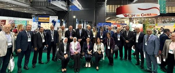 مشاركة رئيس جامعة عين شمس في معرض "EAIE 2025" بالسويد