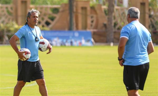 المصري يُحفّز لاعبيه بمكافآت خاصة قبل قمة الزمالك