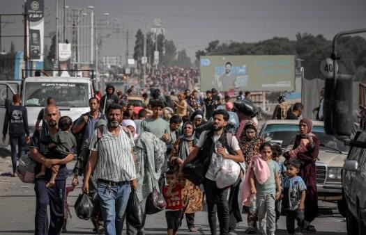 أمجد الشوا: لا وجود لأي منطقة آمنة في غزة وإسرائيل تدفع المدنيين للنزوح القسري