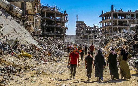 أونروا: المدنيون عالقون بلا مكان آمن يلجأون إليه في غزة