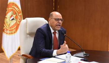   وزارة العمل : 50 فرصة عمل جديدة بمهنة التمريض بالإمارات برواتب تصل إلى 7000 درهم
