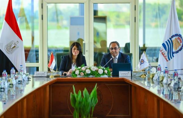 وزيرة التخطيط من قنا: السردية الوطنية للتنمية الاقتصادية تعزز دور المحافظات في زيادة الإنتاجية