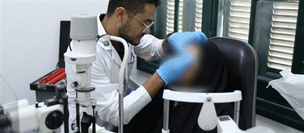عبدالغفار يتابع تقديم الخدمات الطبية للمرضى المصابين بمضاعفات صحية عقب إجراء تدخلات