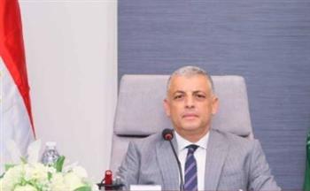   محافظ الإسماعيلية يتفقد مشروعات ويأمر بسرعة الصيانة