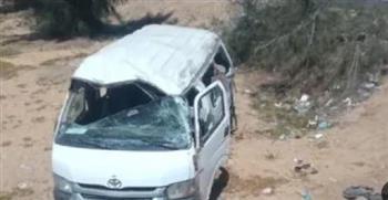   بالأسماء.. إصابة 7 أشخاص في انقلاب ميكروباص بالأقصر