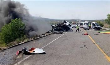  المكسيك: مصرع 15 شخصا على الأقل في حادث سير مروع 