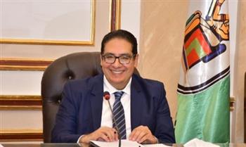   رئيس جامعة القاهرة يوجه باستمرار إجراءات توقيع الكشف الطبي للطلاب المستجدين