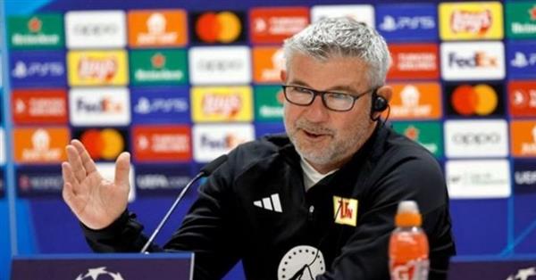 الأهلي يرفع العرض المالي لإقناع فيشر بتدريب الفريق