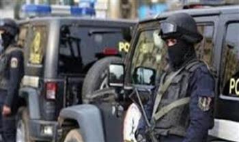  كشف ملابسات مصرع عنصر شديد الخطورة.. وضبط نجله عقب تبادل إطلاق النار مع الشرطة بأسيوط