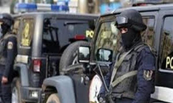 كشف ملابسات مصرع عنصر شديد الخطورة.. وضبط نجله عقب تبادل إطلاق النار مع الشرطة بأسيوط