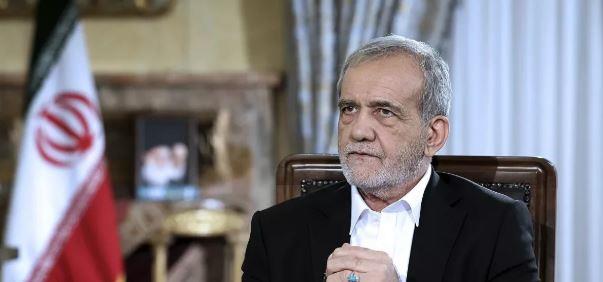 الرئيس الإيراني يدعو إلى موقف إسلامي موحّد ضد إسرائيل قبيل قمة الدوحة