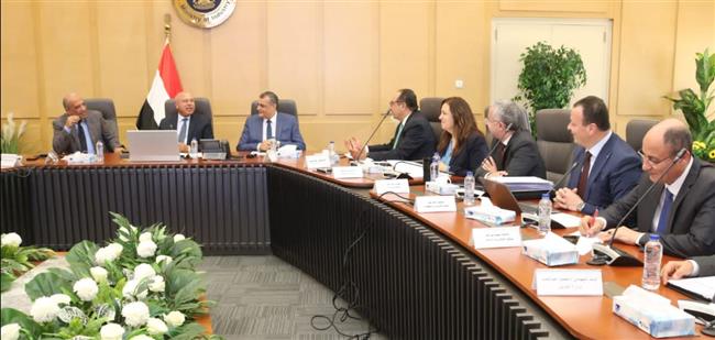 الأعلى للطاقة يناقش الإسراع في توفير "الطاقة" اللازمة لمشروعات الصناعة الاستراتيجية