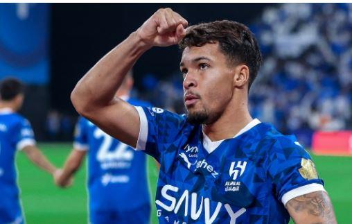الهلال يحسم موقف ليوناردو بعد أزمة لودي