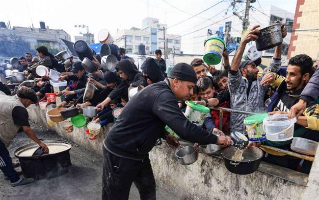 مسؤول أممي يحذر: نصف مليون شخص يواجهون جوعا كارثيا في غزة