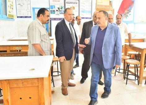 محافظ أسيوط يتفقد مدارس ساحل سليم والبداري: الكتب من أول يوم دراسة