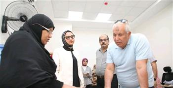   محافظ الوادي الجديد يتابع منظومة العمل بصندوق استصلاح الأراضي 