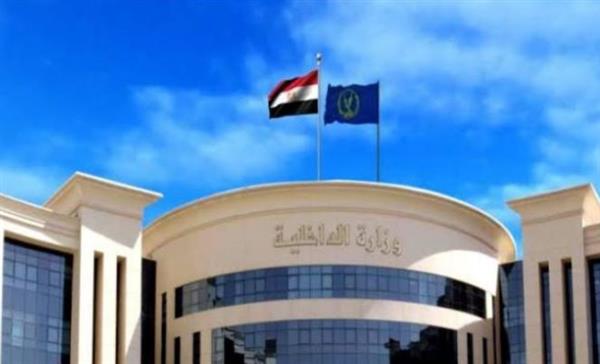 الداخلية تكشف حقيقة فيديو شاب "مدمن" بالجيزة