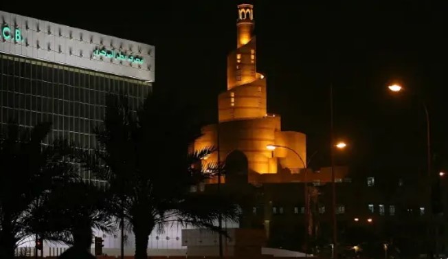 قطر والإمارات والبحرين والكويت: خفض أسعار الفائدة 25 نقطة أساس تماشيًا مع الفيدرالي الأمريكي