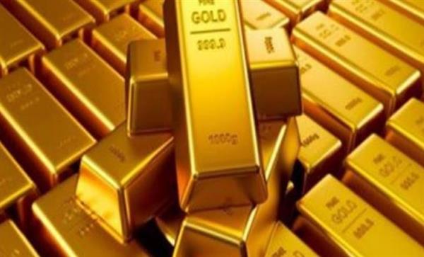 الذهب يتراجع من ذروته التاريخية مع ترقب قرار الفائدة في أمريكا