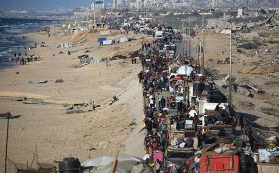 مدير جمعية الإغاثة الطبية في غزة: نعيش نكبة جديدة وسط صمت عالمي قاتل