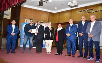   80 طبيباً.. تخريج دفعة من الحاصلين على دبلومة إدارة المستشفيات والخدمات الطبية بالقليوبية 