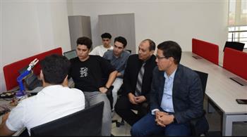   رئيس جامعة بنها يتفقد التدريب الصيفى لطلاب الجامعات بمركز إبداع مصر الرقمية