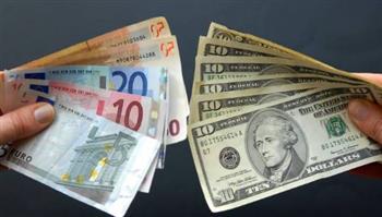   سعر الدولار مقابل الجنيه اليوم في البنوك.. مفاجأة في الأهلي ومصر