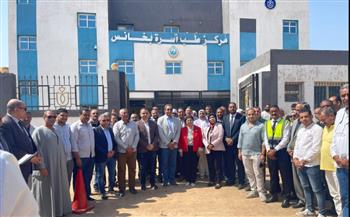   نائب وزير الصحة تتفقد وحدة طب الأسرة ومركز تنمية الأسرة بقرية بخانس بقنا