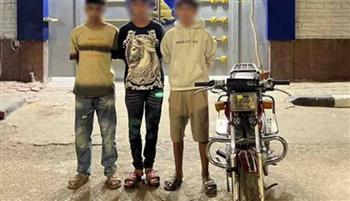   ضبط 3 طلاب لقيامهم بصفع احدى الفتيات على وجهها حال سيرها بالمنوفية