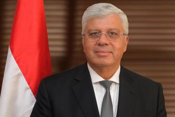 وزير التعليم العالي يهنئ ببدء العام الدراسي