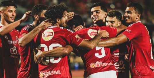 بن شرقي وشريف يقودان هجوم الأهلي أمام سيراميكا