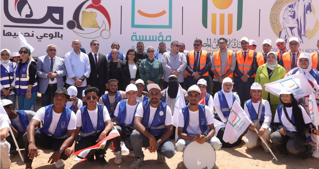 انطلاق قافلة موسعة إلى حلايب وشلاتين وأبي رماد لدعم الأسر الأولى بالرعاية