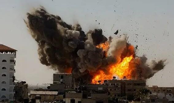 القاهرة الاخبارية: تصاعد القصف الإسرائيلي على غزة وارتفاع أعداد الشهداء لـ100